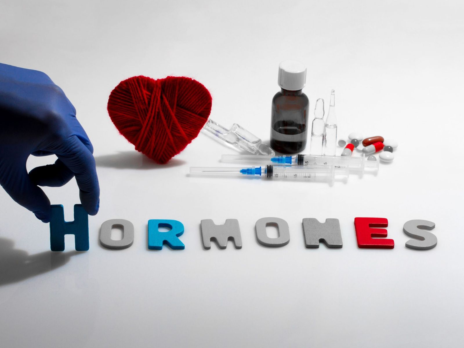 nội tiết tố hormone